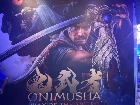 公赢网配资 TGS索尼展区现场图来啦！ 战神新手柄、畅玩影之刃